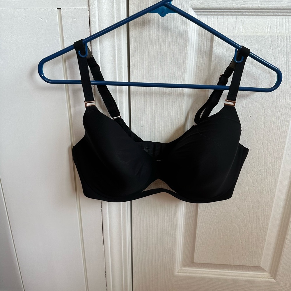 Soma 36DD Bodify perfect Coverage bra. Barely worn